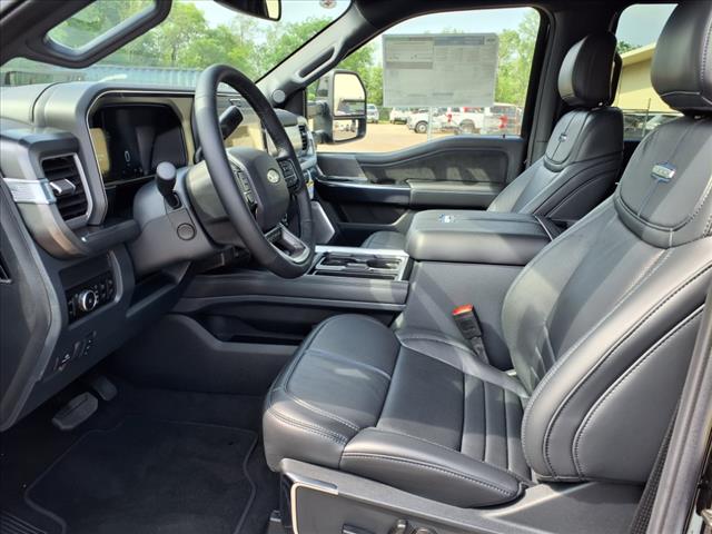 2025 Ford F-250 Super Duty Platinum