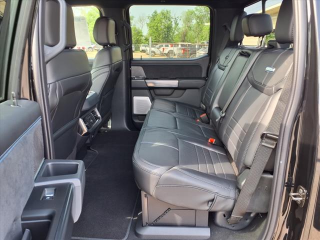 2025 Ford F-250 Super Duty Platinum