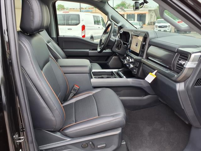 2025 Ford F-350 Super Duty Lariat DRW
