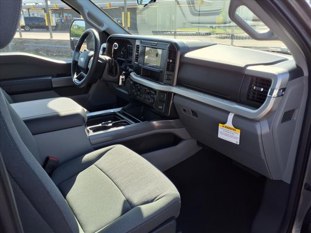 2025 Ford F-350 Super Duty XLT DRW