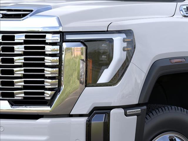 2025 GMC Sierra 3500HD Denali