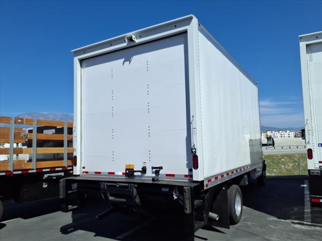 2025 GMC Savana 3500