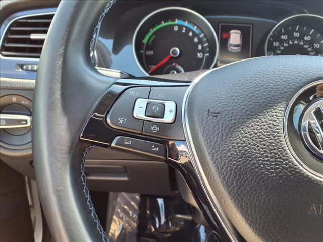 2019 Volkswagen e-Golf SE