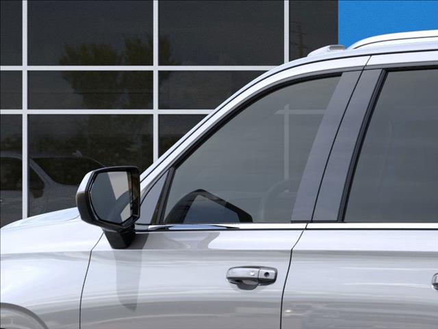 2025 Chevrolet Suburban LS