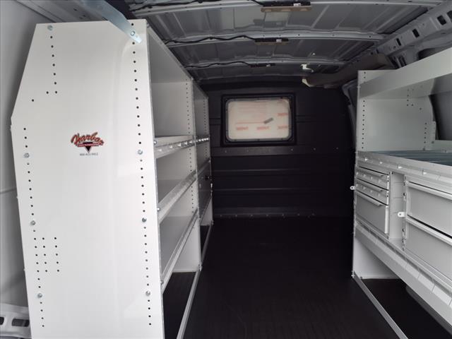 2025 GMC Savana 2500