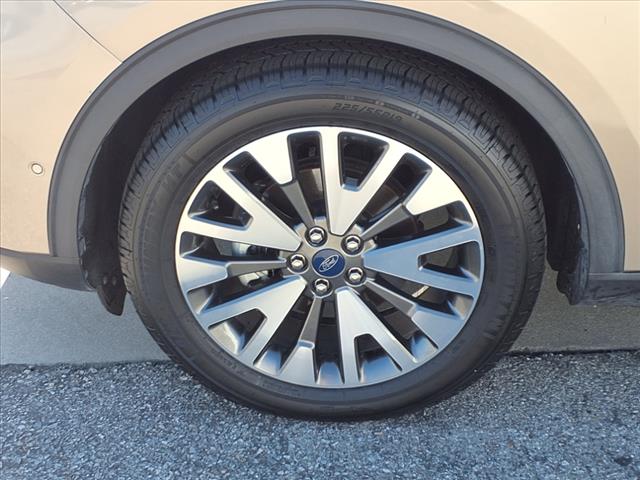 2020 Ford Escape Hybrid Titanium