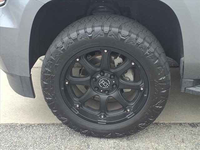 2018 Chevrolet Suburban LS