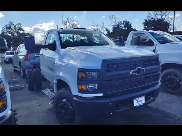 2023 Chevrolet Silverado 4500HD Work Truck