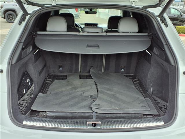 2021 Audi SQ5 3.0T quattro Premium Plus