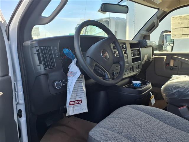 2025 GMC Savana 3500