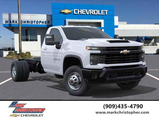 2025 Chevrolet Silverado 3500 HD Chassis Work Truck