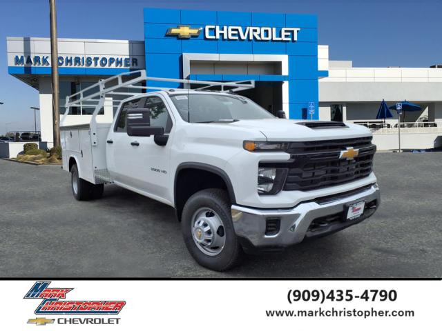 2025 Chevrolet Silverado 3500 HD Chassis Work Truck