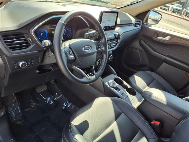 2020 Ford Escape Hybrid Titanium