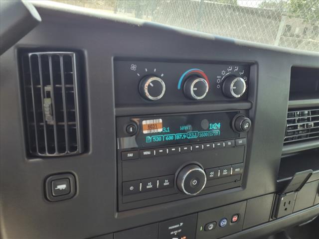 2025 Chevrolet Express 3500