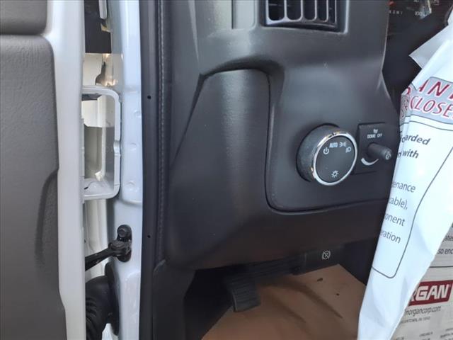 2025 GMC Savana 3500