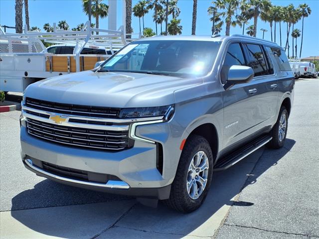 2023 Chevrolet Suburban LT