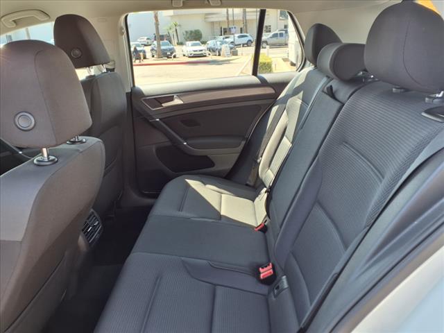 2019 Volkswagen e-Golf SE
