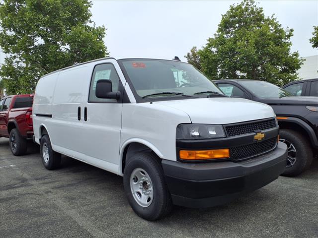 2025 Chevrolet Express 2500