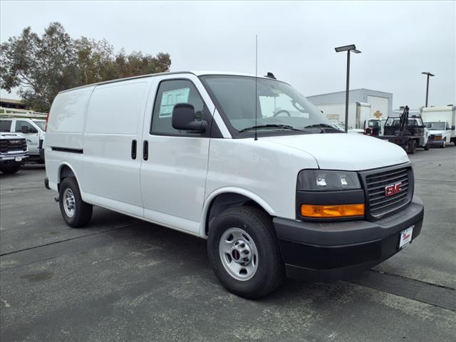 2025 GMC Savana 2500