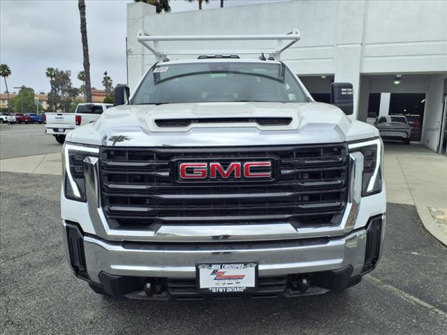 2025 GMC Sierra 3500 HD Pro