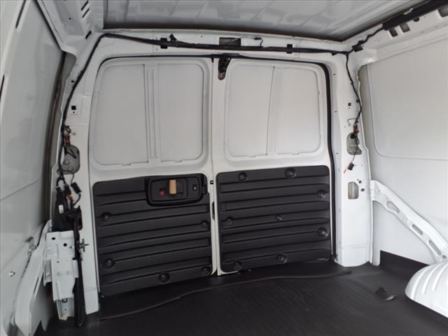 2025 Chevrolet Express 2500