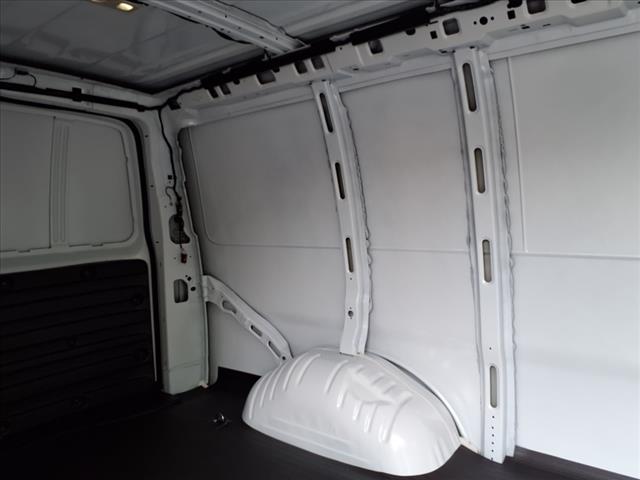 2025 Chevrolet Express 2500