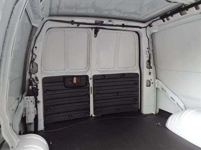 2025 Chevrolet Express 2500