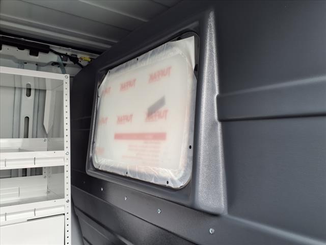 2025 GMC Savana 2500