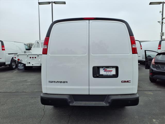 2025 GMC Savana 2500