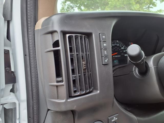 2025 Chevrolet Express 2500