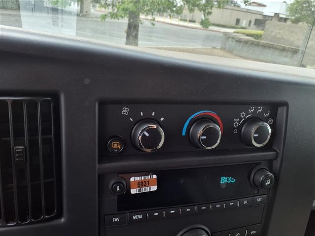 2025 Chevrolet Express 2500