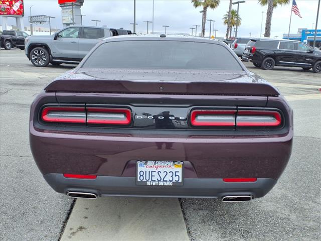 2020 Dodge Challenger SXT