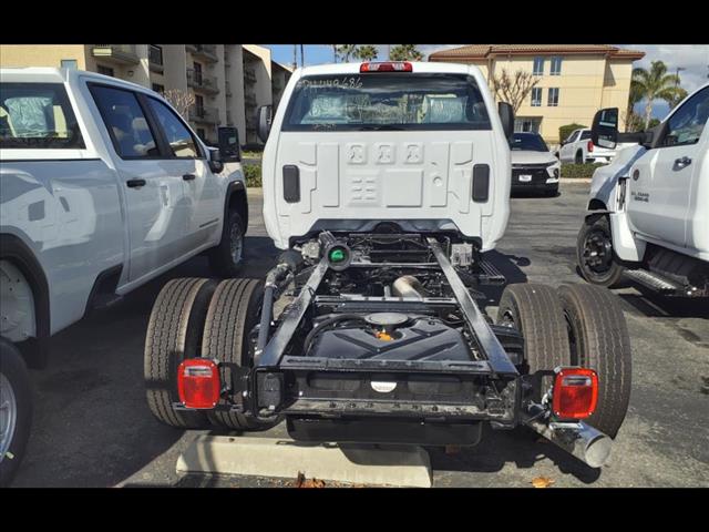 2023 Chevrolet Silverado 4500HD Work Truck