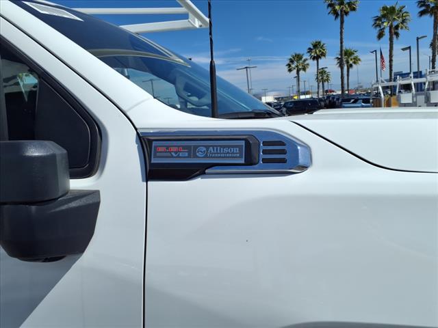 2025 GMC Sierra 2500HD Pro