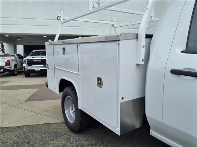 2025 GMC Sierra 3500 HD Pro