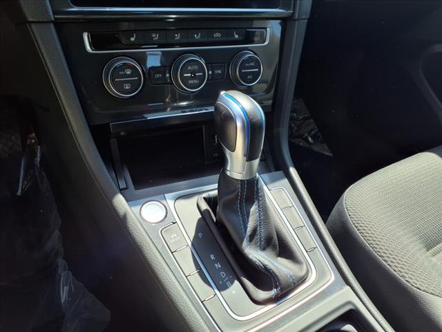 2019 Volkswagen e-Golf SE