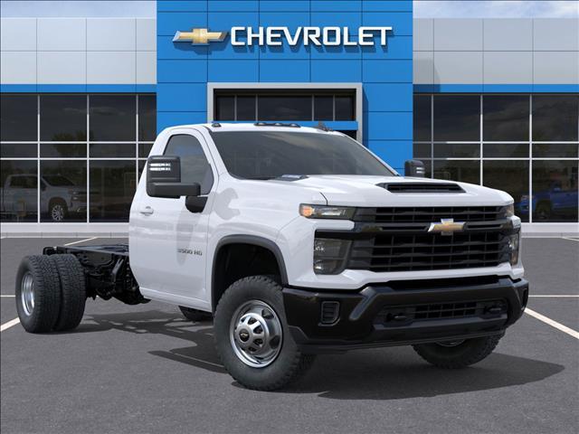 2025 Chevrolet Silverado 3500 HD Chassis Work Truck