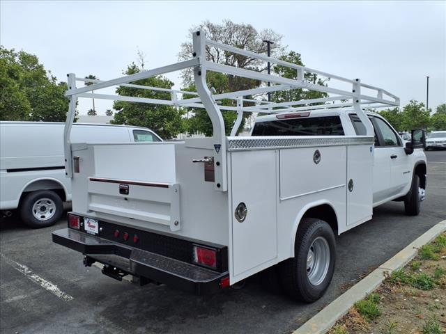 2025 Chevrolet Silverado 3500 HD Chassis Work Truck