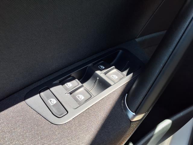 2019 Volkswagen e-Golf SE