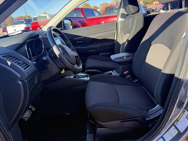 2019 Mitsubishi Outlander Sport LE