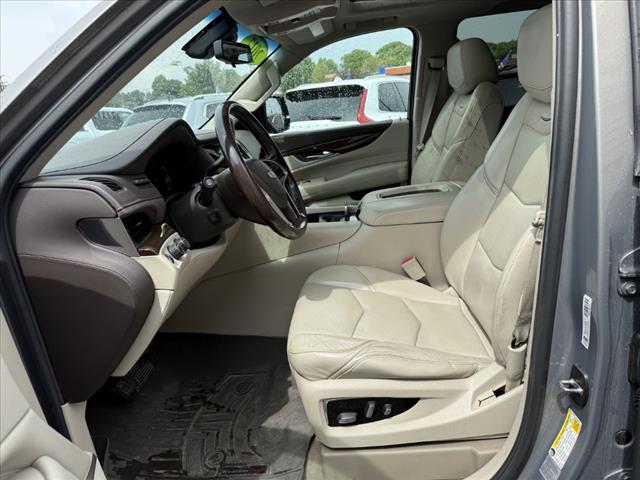 2017 Cadillac Escalade ESV Luxury