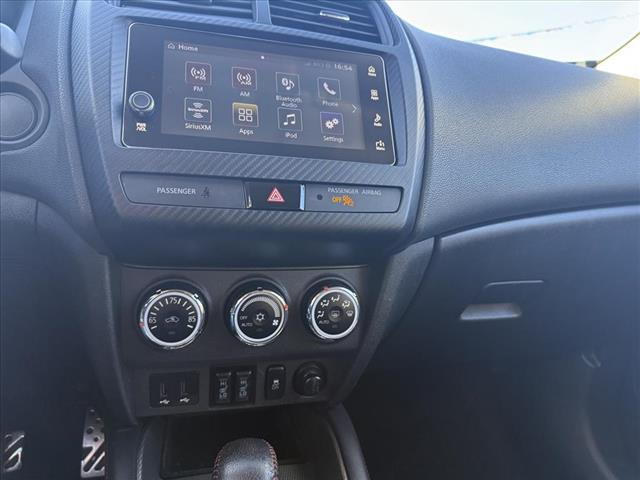 2019 Mitsubishi Outlander Sport LE