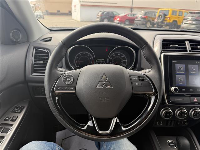2023 Mitsubishi Outlander Sport SE