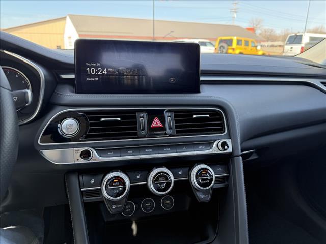 2023 Genesis G70 2.0T
