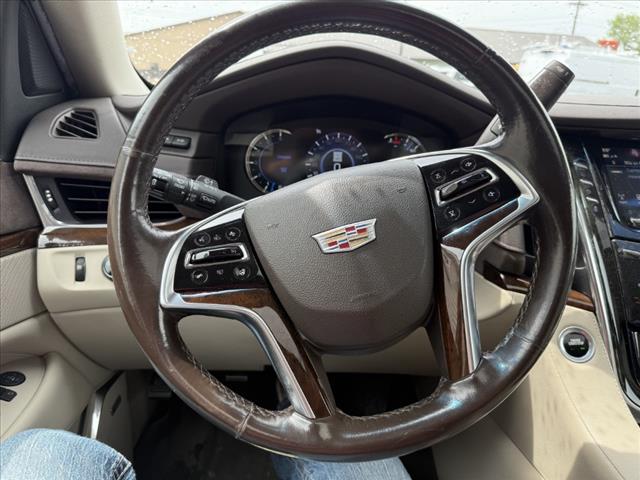 2017 Cadillac Escalade ESV Luxury