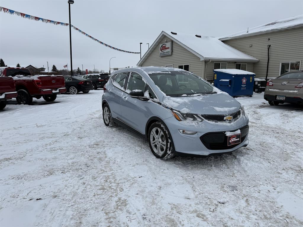 2017 Chevrolet Bolt EV LT - main photo