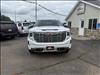 2023 GMC Sierra 1500 Denali - thumbnail 2