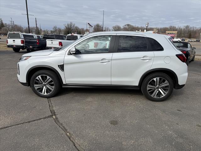2023 Mitsubishi Outlander Sport SE