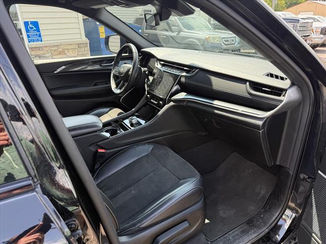 2022 Jeep Grand Cherokee L Altitude