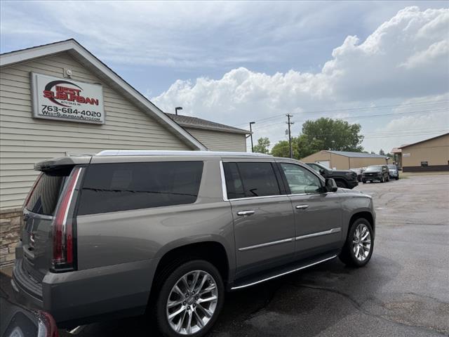 2017 Cadillac Escalade ESV Luxury